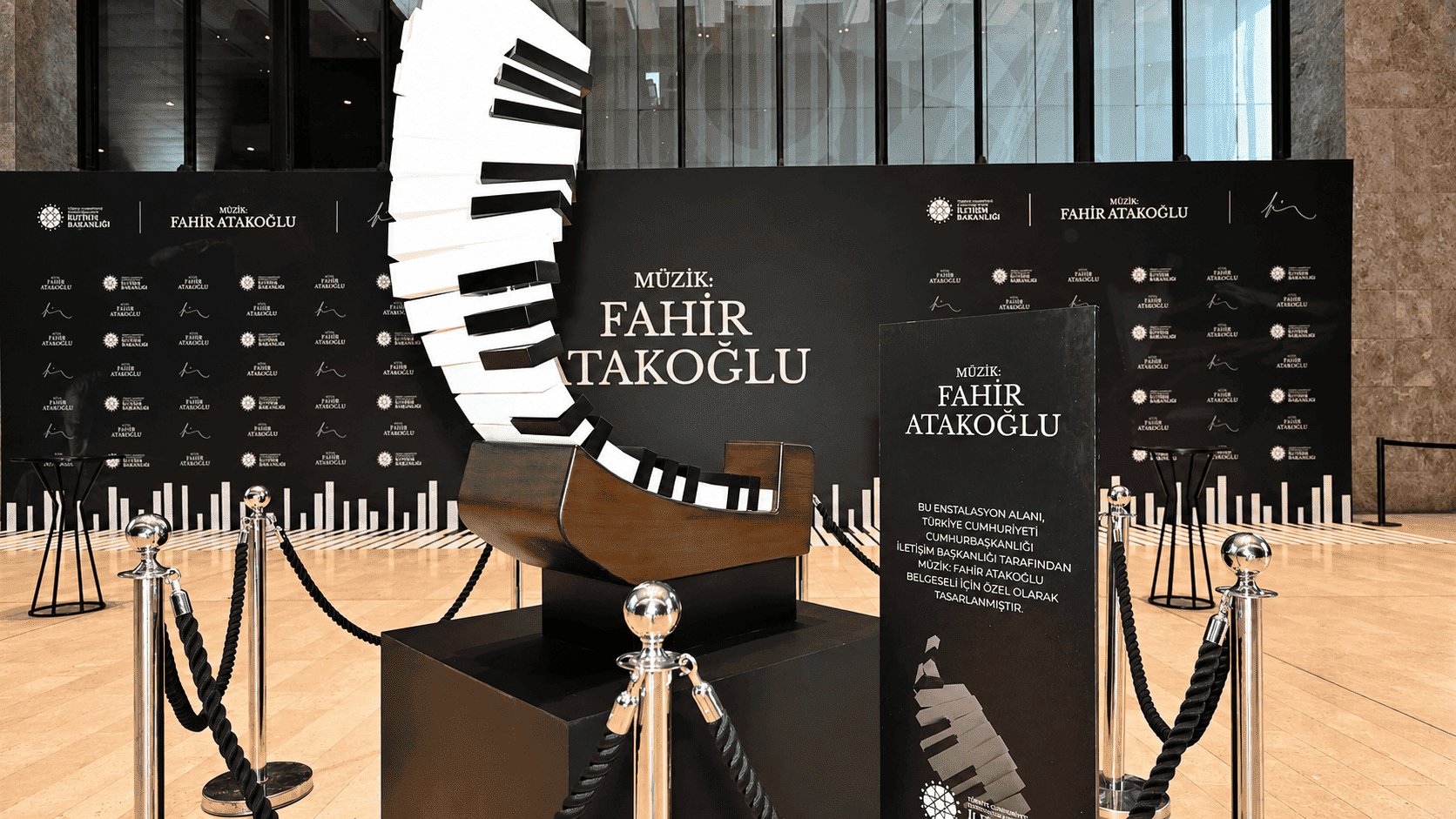 Digivega — Müzik: Fahir Atakoğlu Gala & Konser